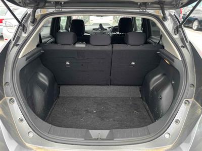 2022 Nissan Leaf - Thumbnail