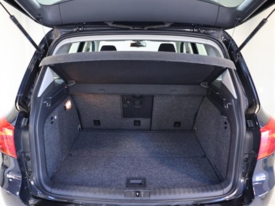 2014 Volkswagen Tiguan - Thumbnail