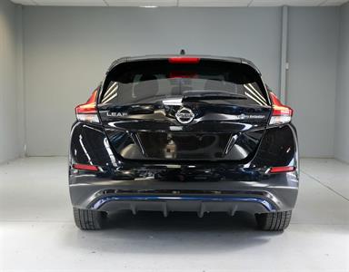 2019 Nissan Leaf - Thumbnail