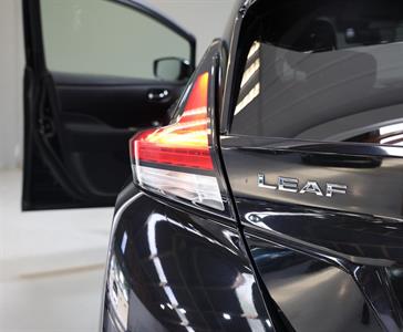 2019 Nissan Leaf - Thumbnail