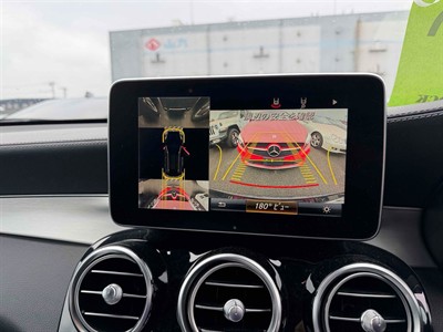 2016 Mercedes-Benz GLC 250 - Thumbnail