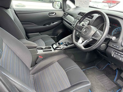 2019 Nissan Leaf - Thumbnail