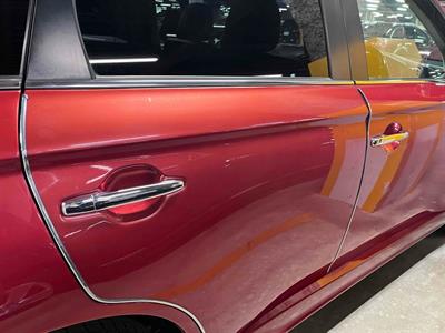 2015 Mitsubishi Outlander - Thumbnail