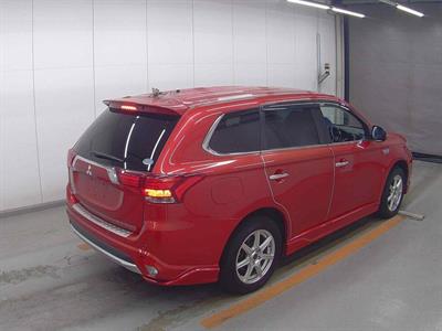 2015 Mitsubishi Outlander - Thumbnail