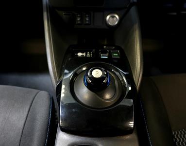 2021 Nissan Leaf - Thumbnail