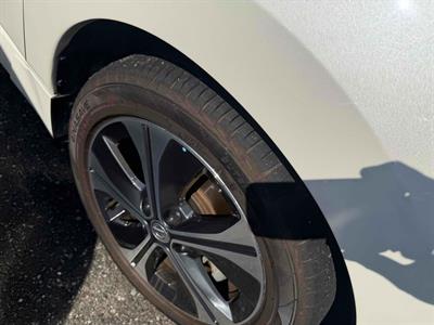 2018 Nissan Leaf - Thumbnail