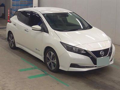 2018 Nissan Leaf - Thumbnail