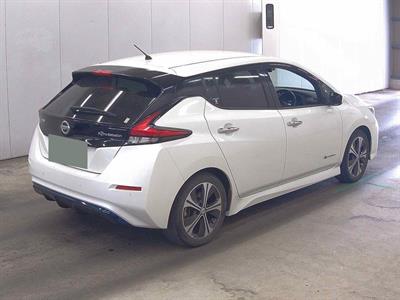 2018 Nissan Leaf - Thumbnail