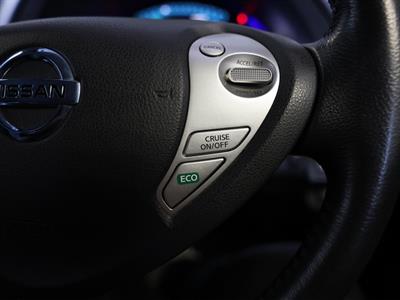 2016 Nissan Leaf - Thumbnail