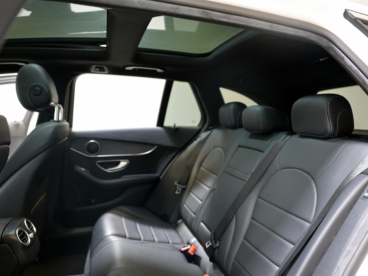 2017 Mercedes-Benz C 220
