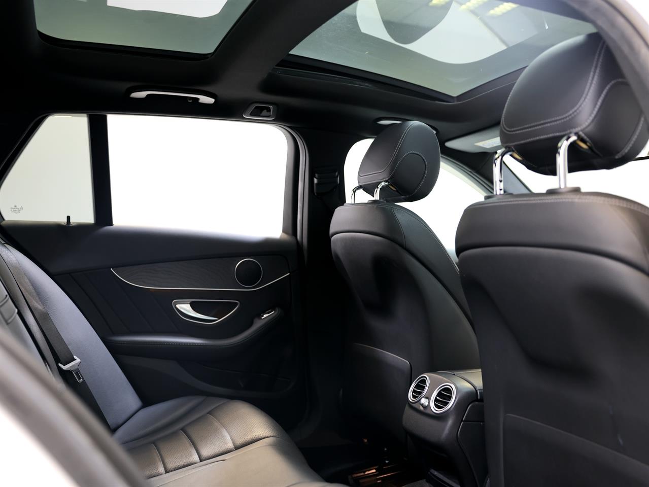 2017 Mercedes-Benz C 220