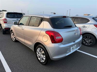 2017 Suzuki Swift - Thumbnail