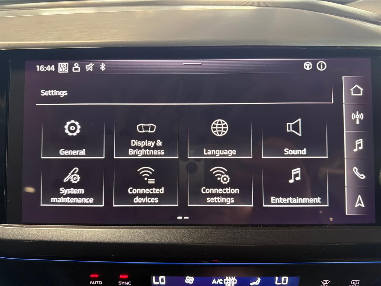 2023 Audi Q4