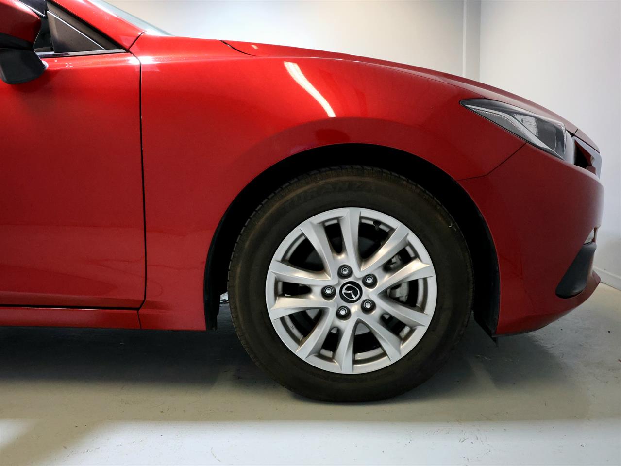 2016 Mazda Axela
