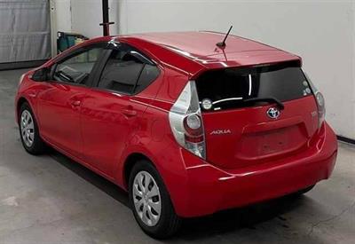 2013 Toyota Aqua - Thumbnail