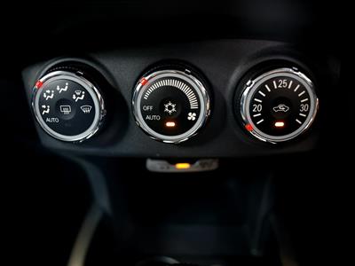 2012 Mitsubishi Outlander - Thumbnail