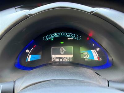 2016 Nissan Leaf - Thumbnail