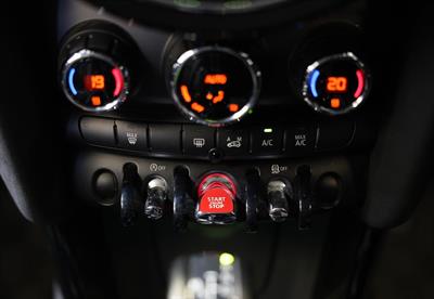 2015 Mini Cooper - Thumbnail
