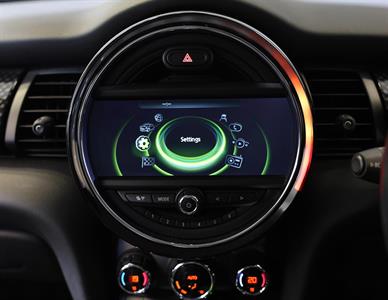 2015 Mini Cooper - Thumbnail