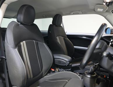 2015 Mini Cooper - Thumbnail