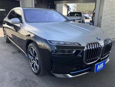 2023 BMW I7 - Thumbnail