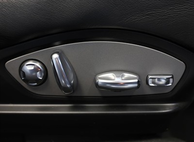 2010 Porsche PANAMERA - Thumbnail
