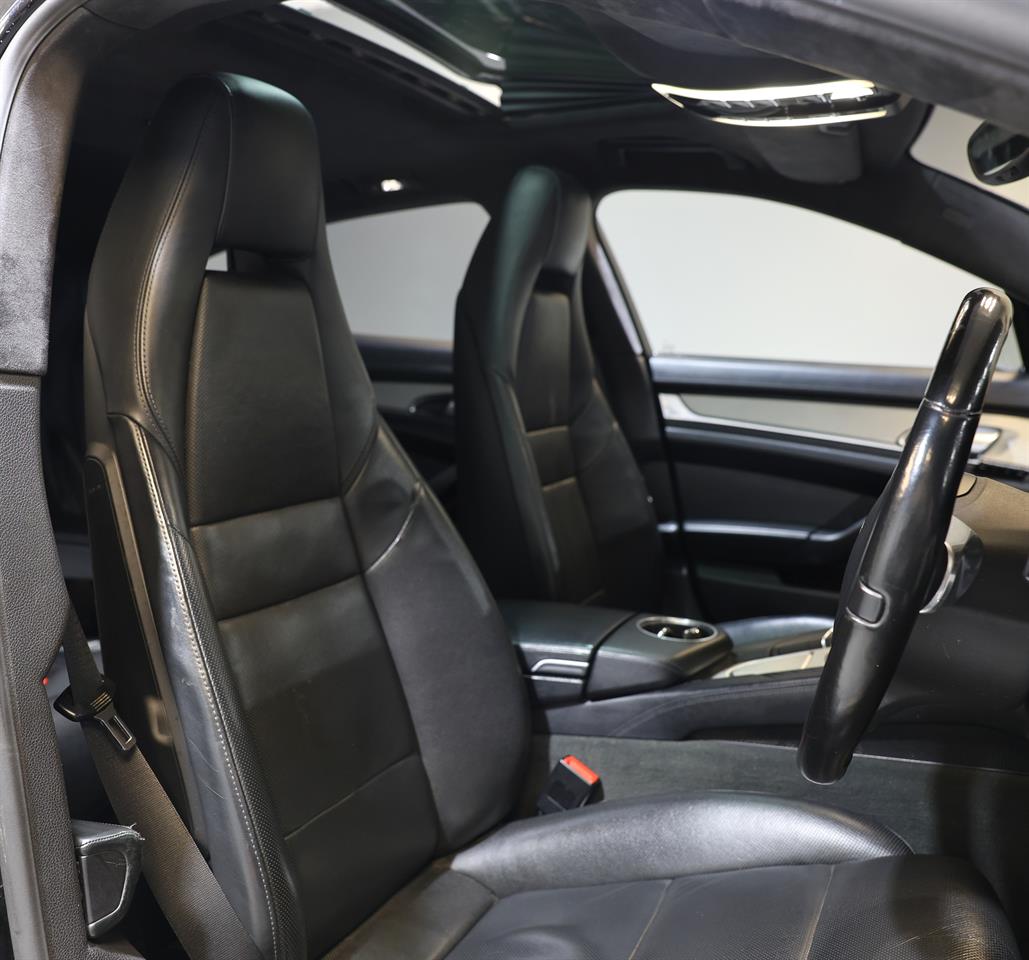2010 Porsche PANAMERA