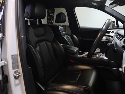 2017 Audi Q7 - Thumbnail