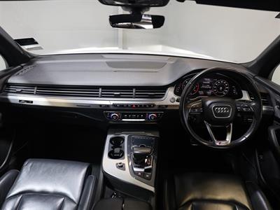 2017 Audi Q7 - Thumbnail
