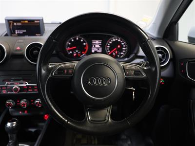2011 Audi A1 - Thumbnail