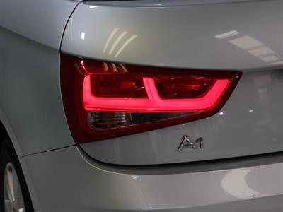2011 Audi A1 - Thumbnail