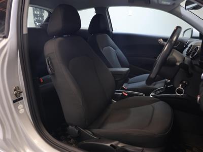 2011 Audi A1 - Thumbnail