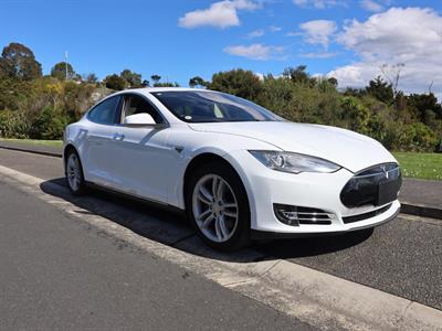 2015 Tesla Model S