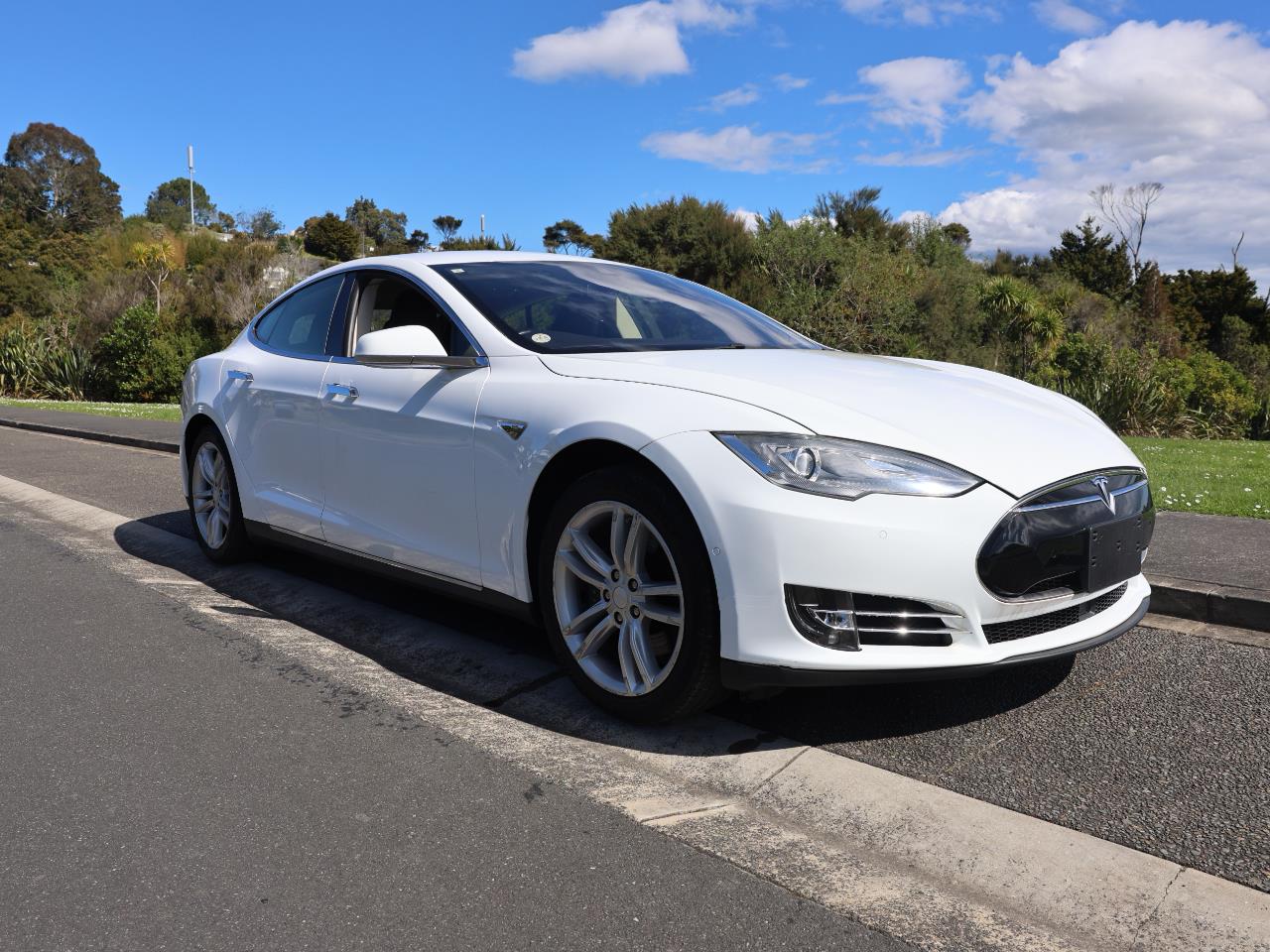2015 Tesla Model S