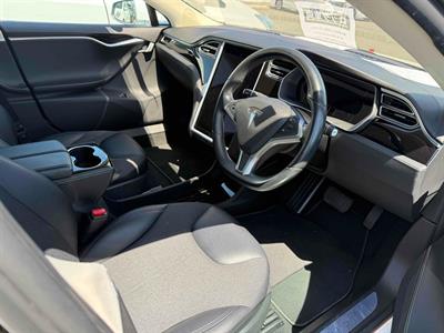 2015 Tesla Model S - Thumbnail
