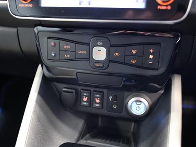 2019 Nissan Leaf - Thumbnail