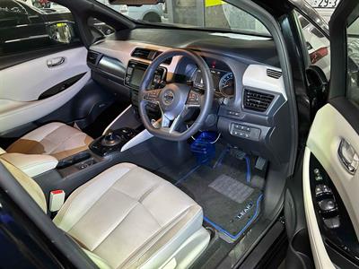 2019 Nissan Leaf - Thumbnail