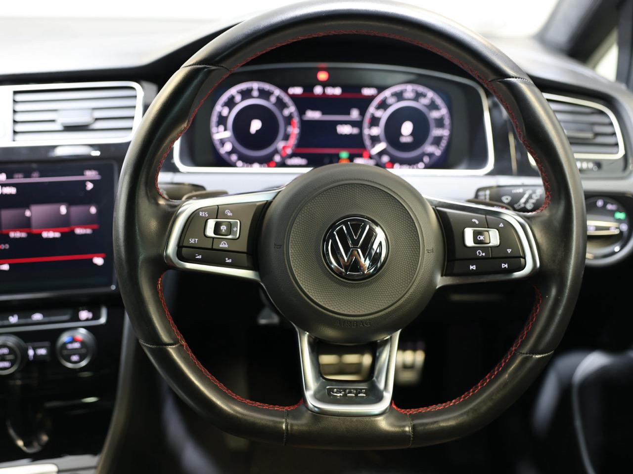 2019 Volkswagen Golf