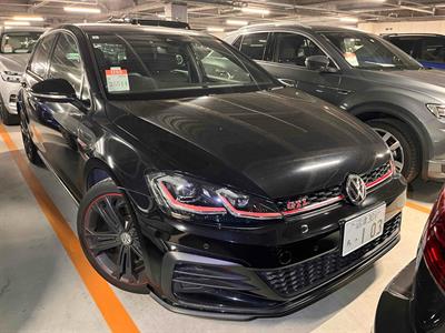 2019 Volkswagen Golf - Thumbnail