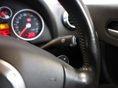 2005 Audi TT - Thumbnail