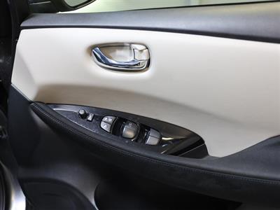 2017 Nissan Leaf - Thumbnail