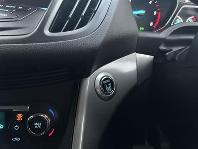 2016 Ford Kuga - Thumbnail