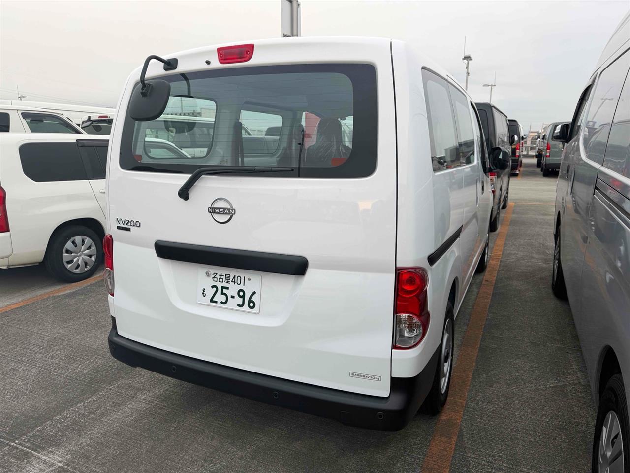 2026 Nissan NV200