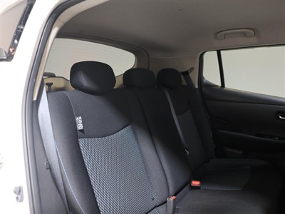 2021 Nissan Leaf - Thumbnail