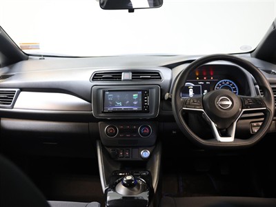 2021 Nissan Leaf - Thumbnail