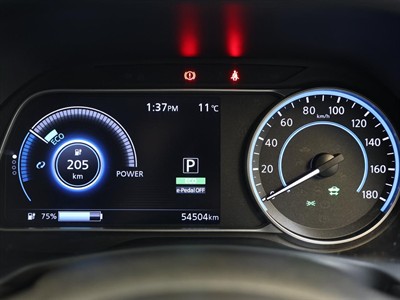 2021 Nissan Leaf - Thumbnail
