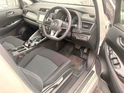 2021 Nissan Leaf - Thumbnail