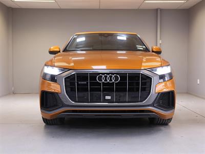 2018 Audi Q8 - Thumbnail