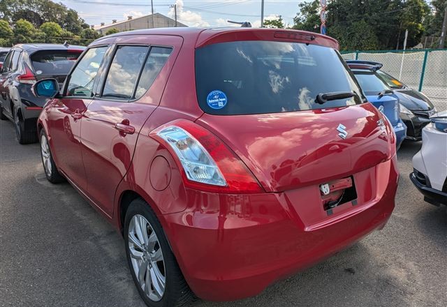 2013 Suzuki Swift