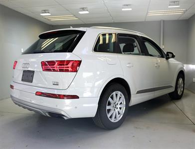 2016 Audi Q7 - Thumbnail